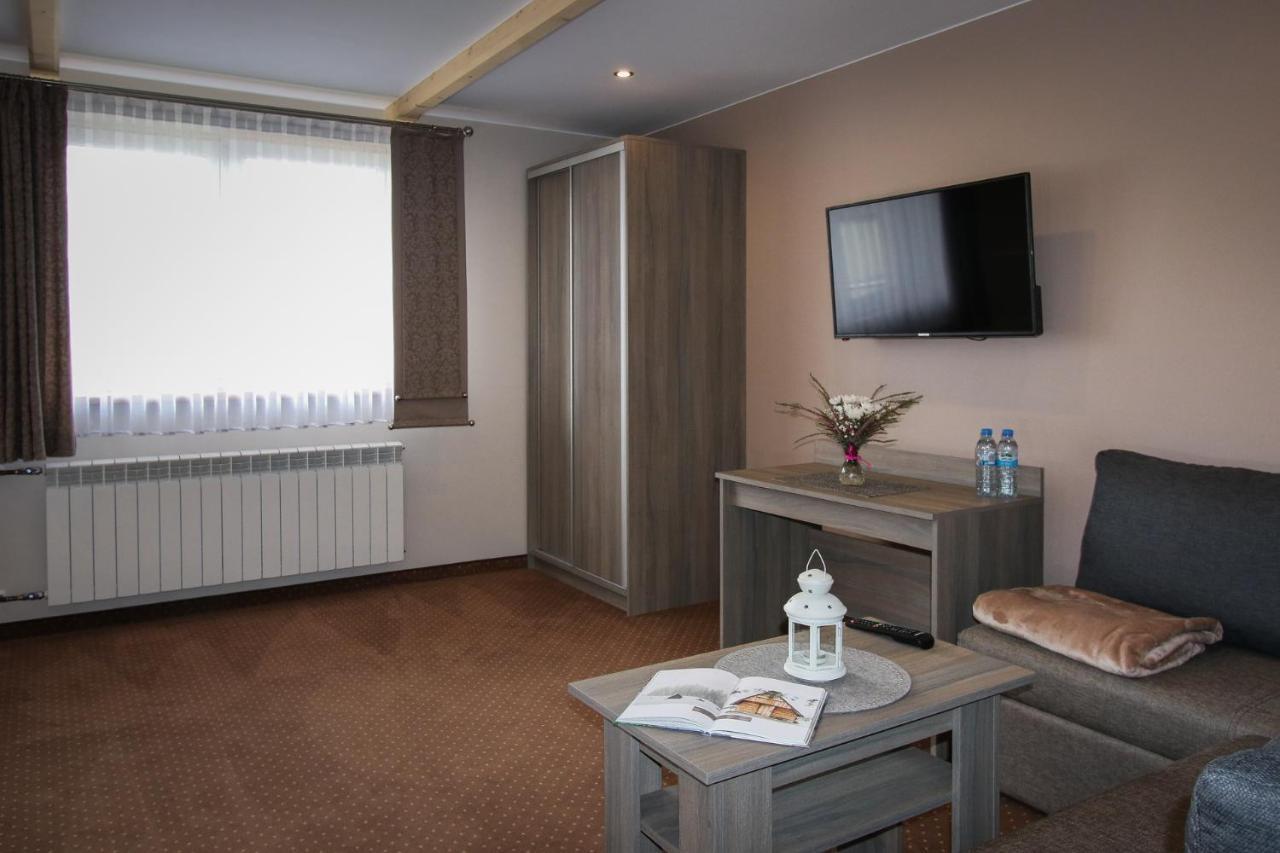 Ania Apartamenty Хохолув Екстериор снимка